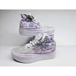 Vans Women 5 Comfort Shoe